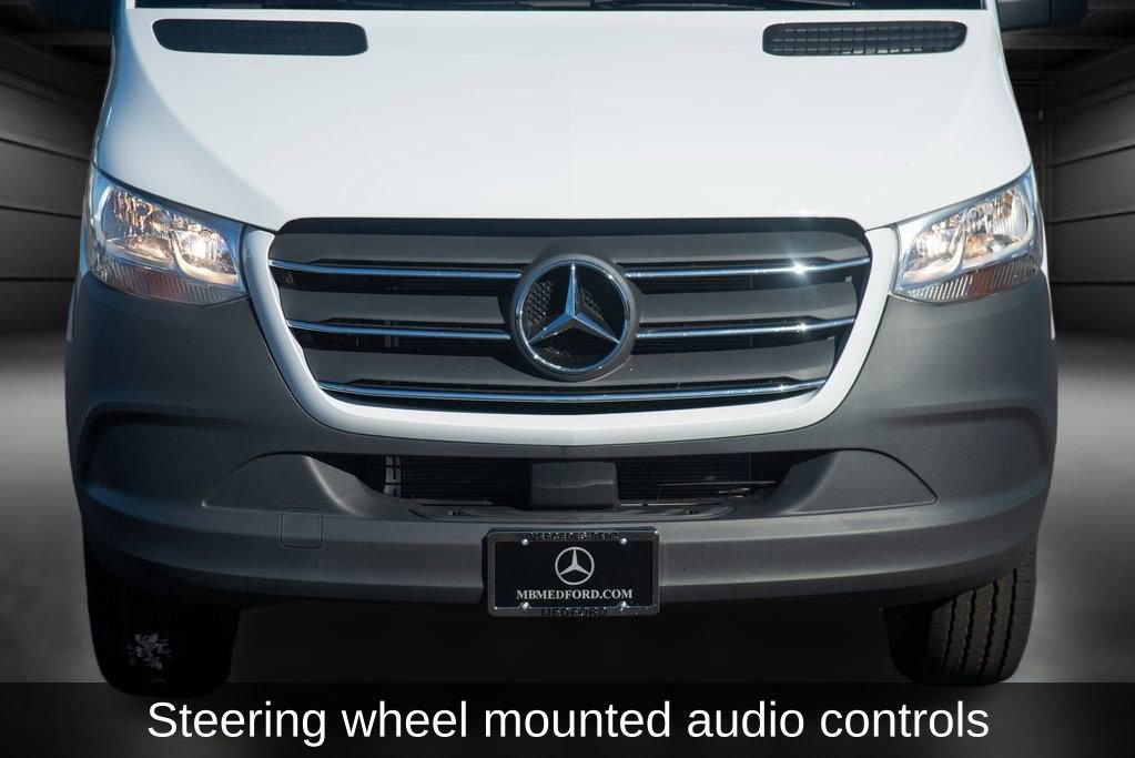 Used 2025 Mercedes-Benz Sprinter 2500 image 14