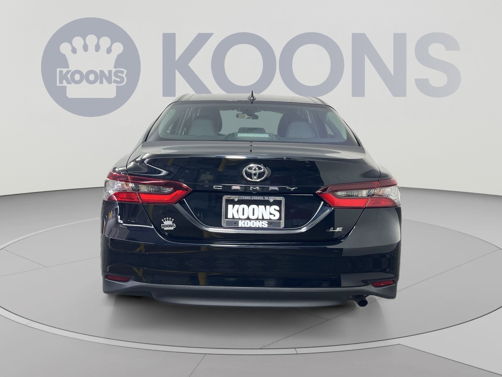 Used 2023 Toyota Camry LE FWD image 5