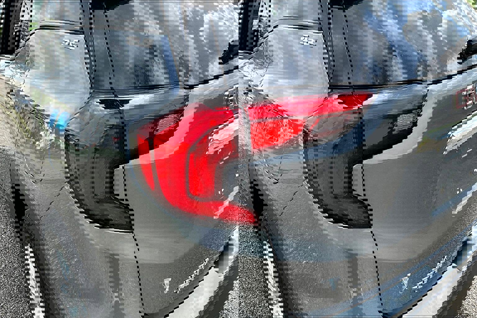 Used 2020 GMC Terrain SLE image 22