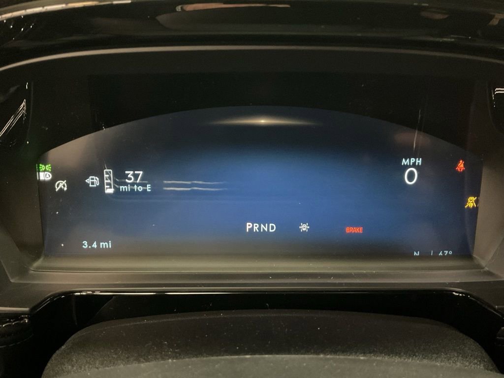 New 2026 Lincoln Corsair Premiere image 13