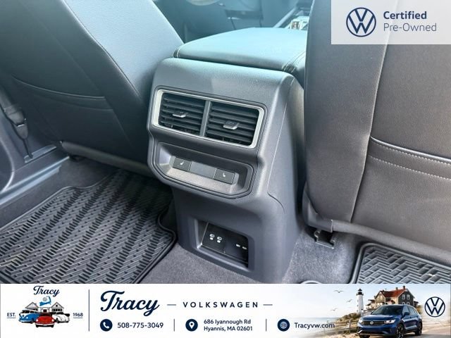 Certified 2026 Volkswagen Atlas Cross Sport SEL R-Line AWD/4WD image 23