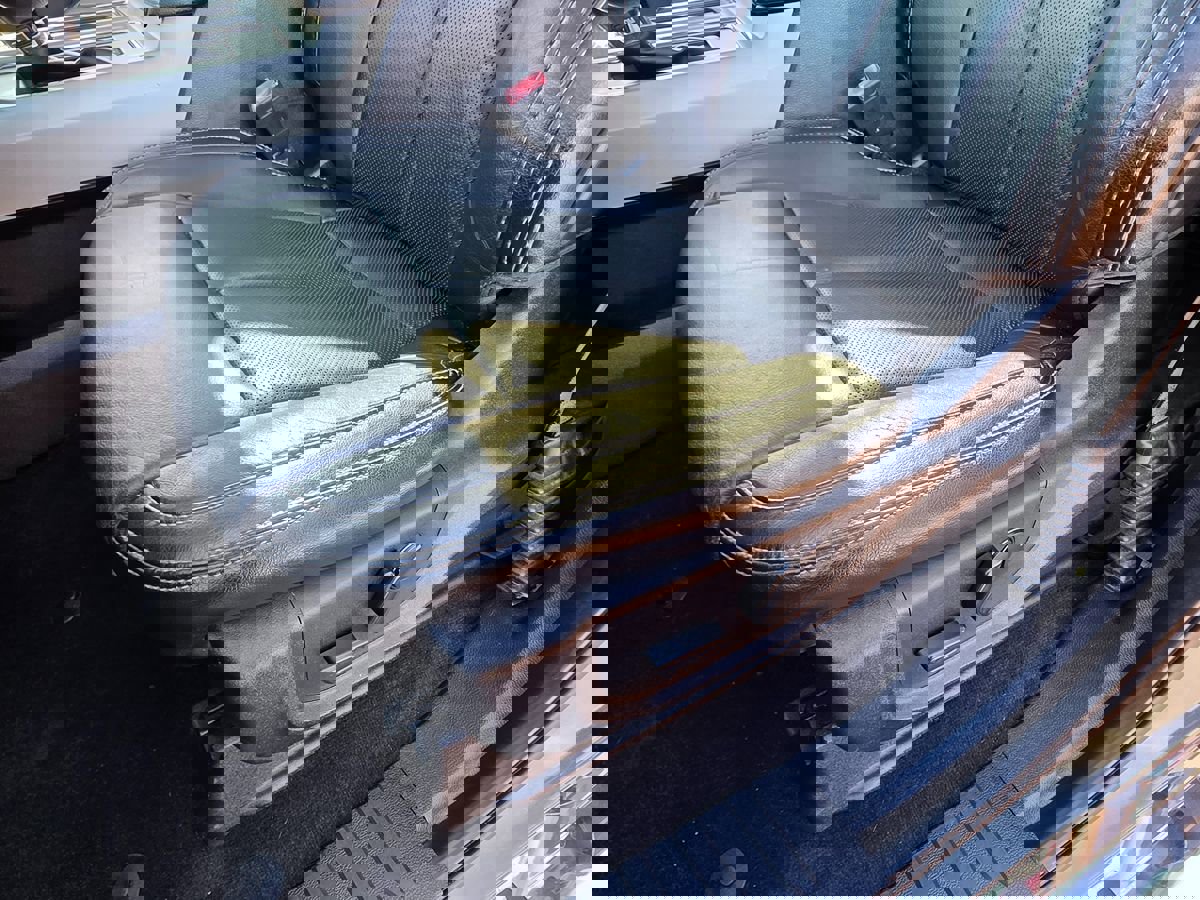 Used 2019 Ford F150 Lariat image 24