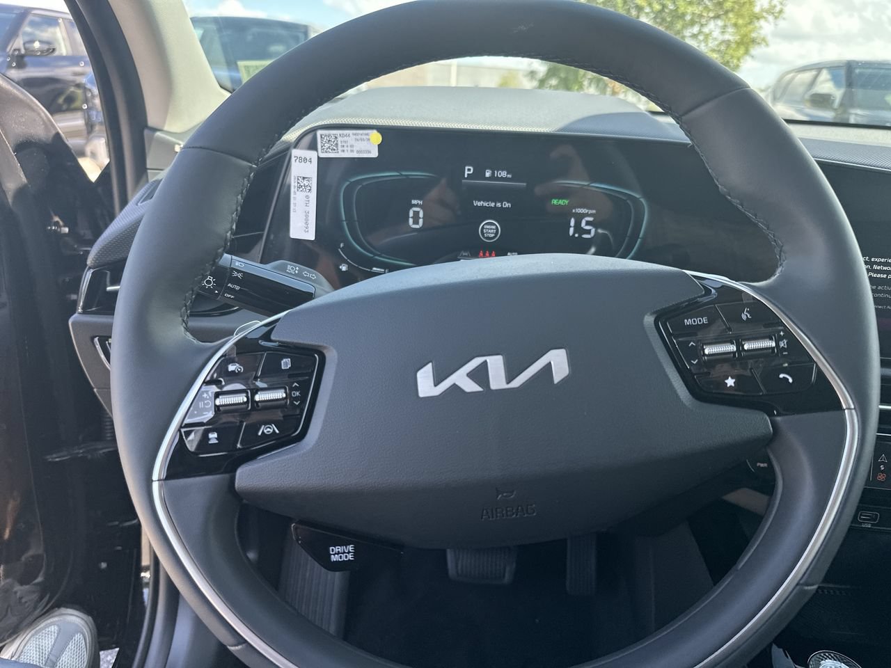 New 2026 Kia Niro EX FWD image 6