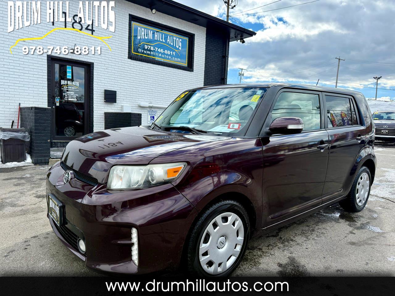 Used 2015 Scion xB 5-Door Wagon 4-Spd AT image 1