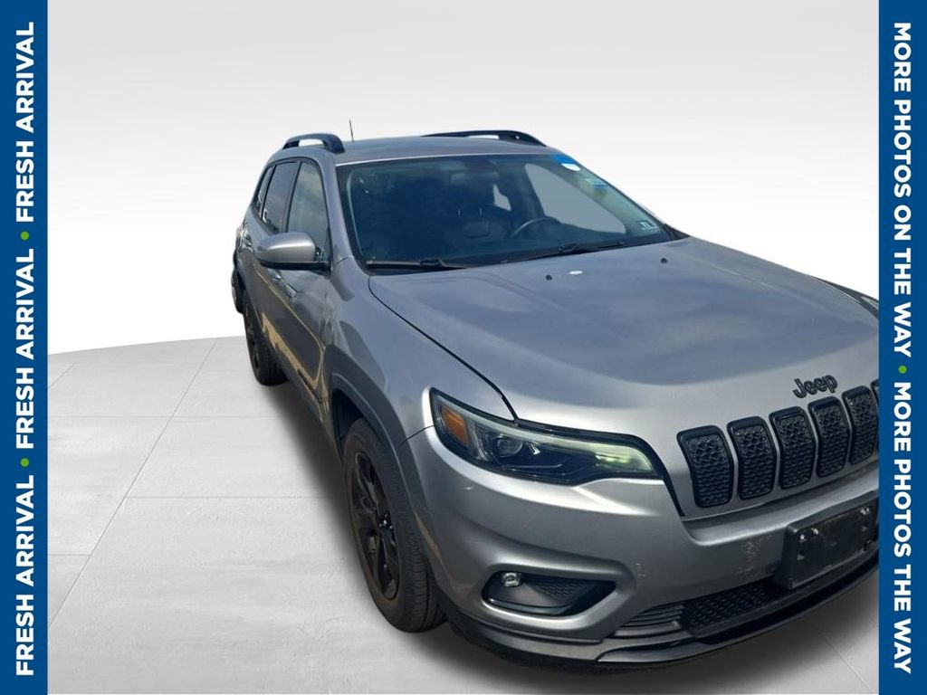 Used 2019 Jeep Cherokee Latitude Plus AWD/4WD image 1