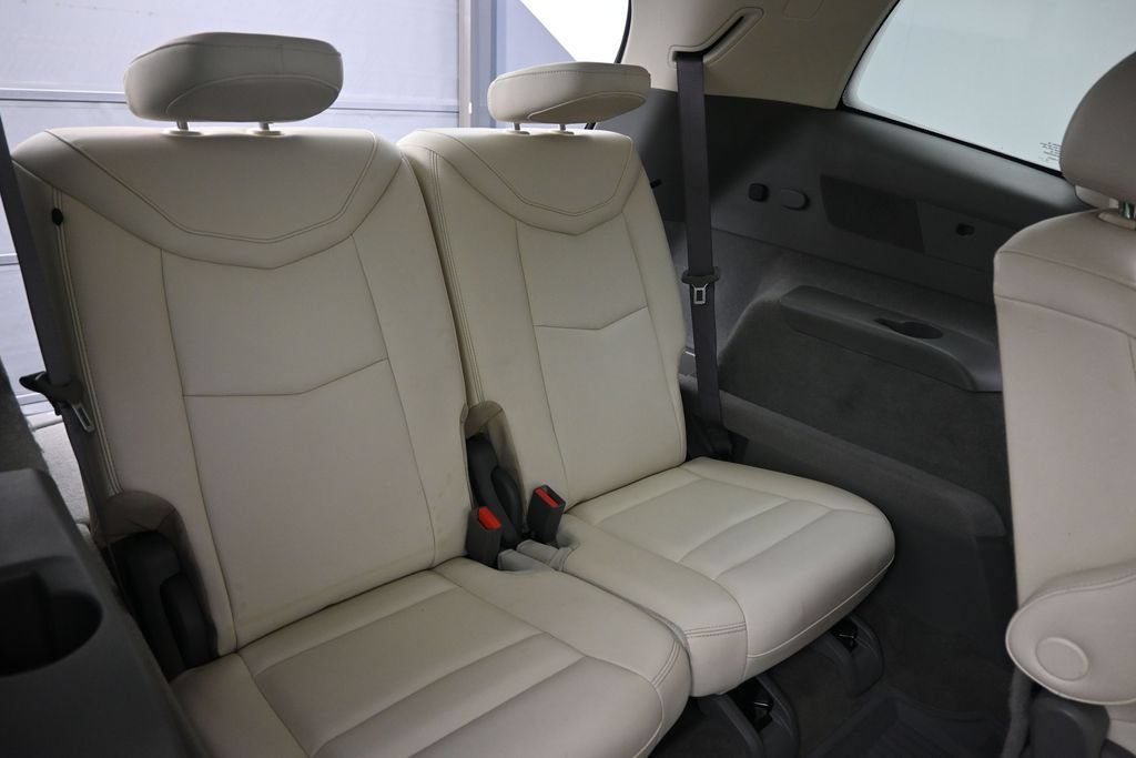 Used 2021 Cadillac XT6 Premium Luxury AWD/4WD image 15