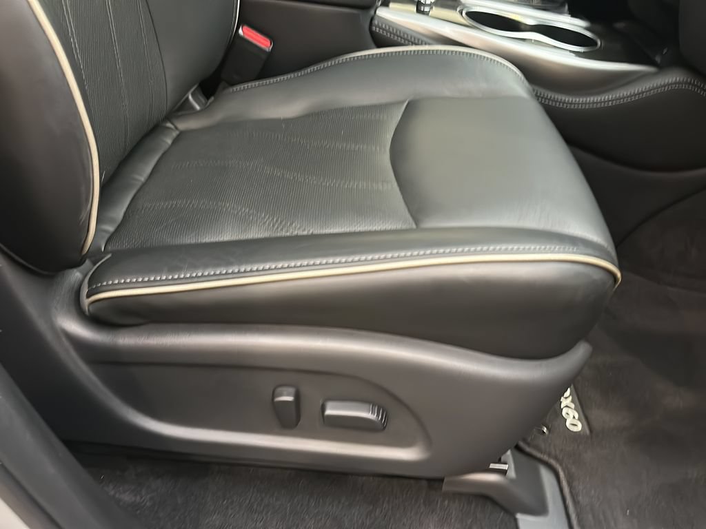 Used 2020 INFINITI QX60 Luxe w/ Essential Package AWD/4WD image 24