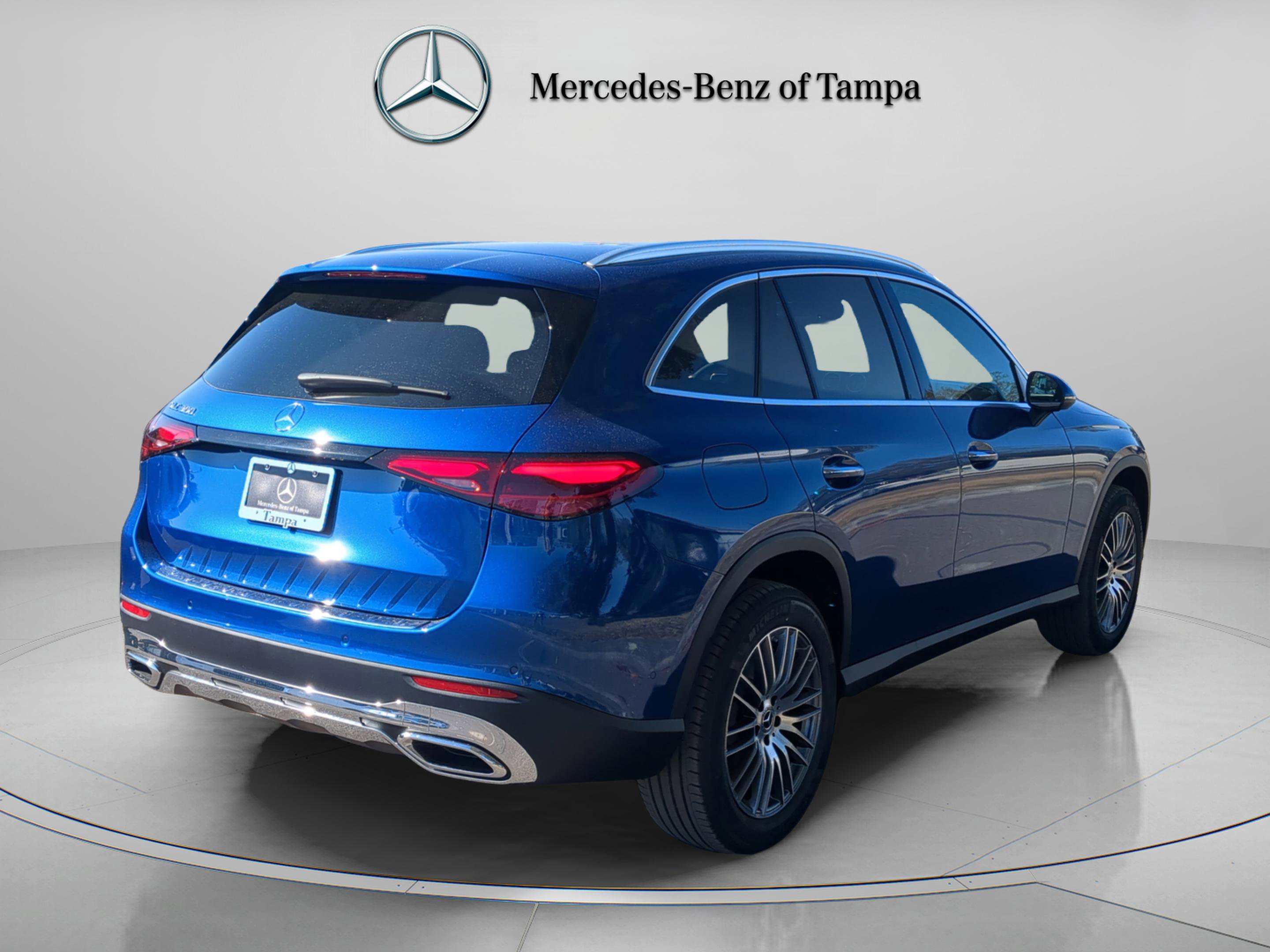 Certified 2026 Mercedes-Benz GLC 300 image 4