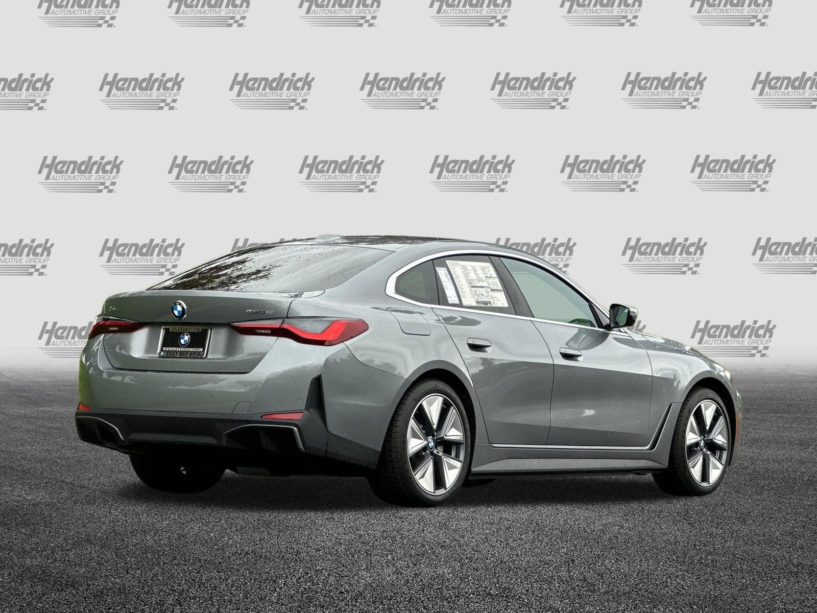 New 2026 BMW i4 eDrive40 w/ Parking Assistance Package RWD image 5