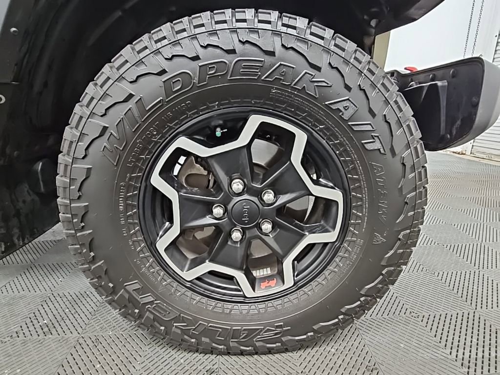 Used 2022 Jeep Gladiator Rubicon w/ Cold Weather Group image 44