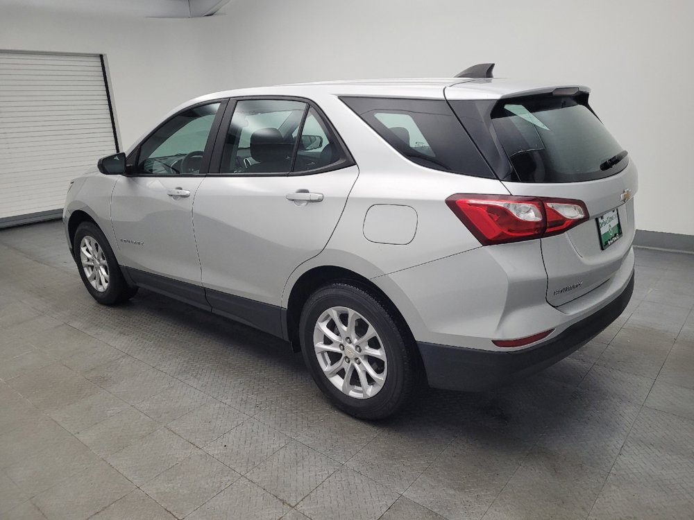 Used 2020 Chevrolet Equinox LS image 3
