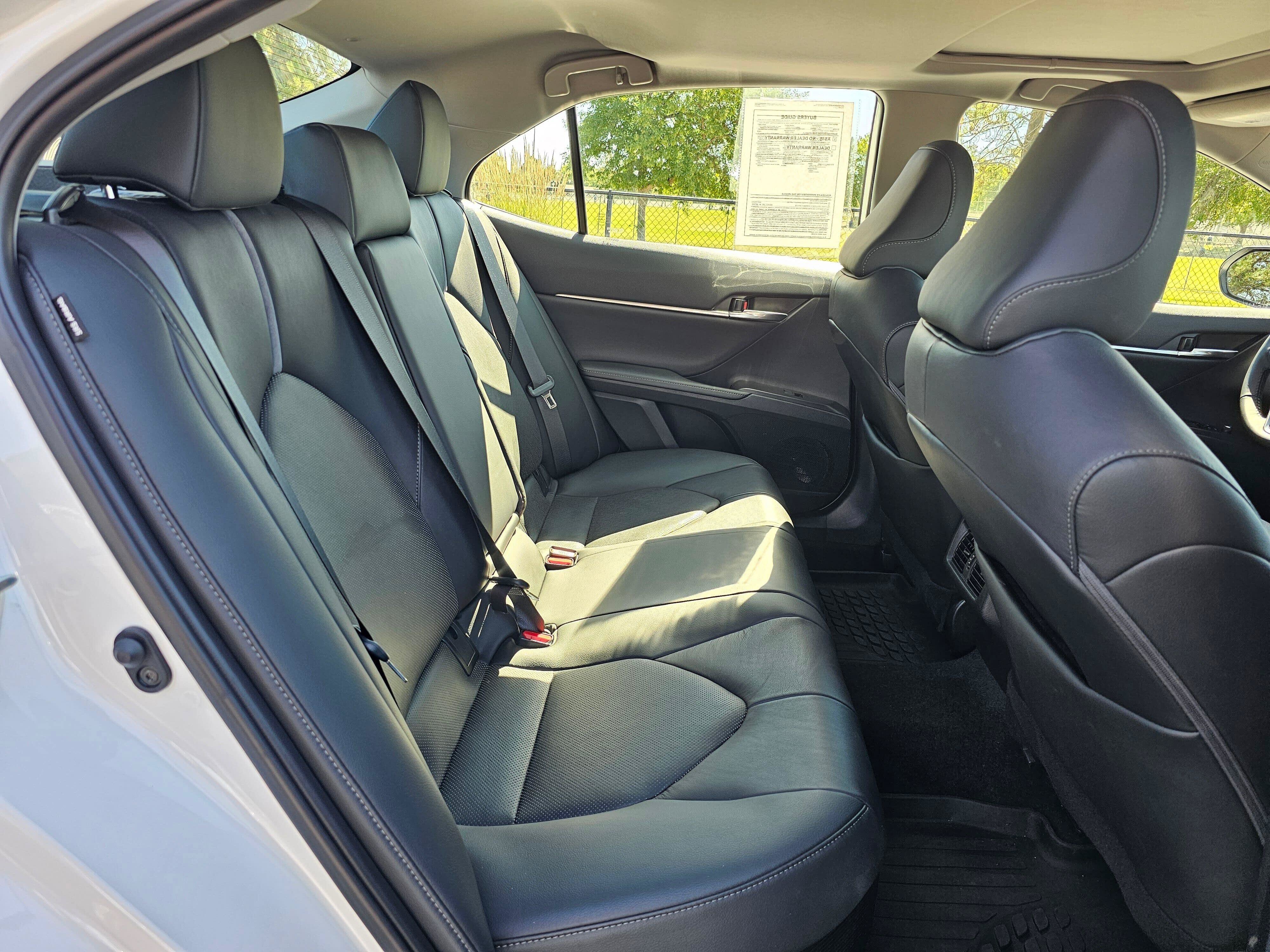 Used 2021 Toyota Camry XLE w/ Navigation Upgrade Package FWD image 12
