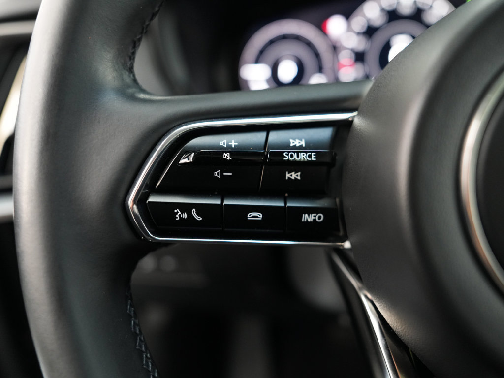 Used 2024 MAZDA CX-90 Plug-In Hybrid w/ Premium Pkg AWD/4WD image 24