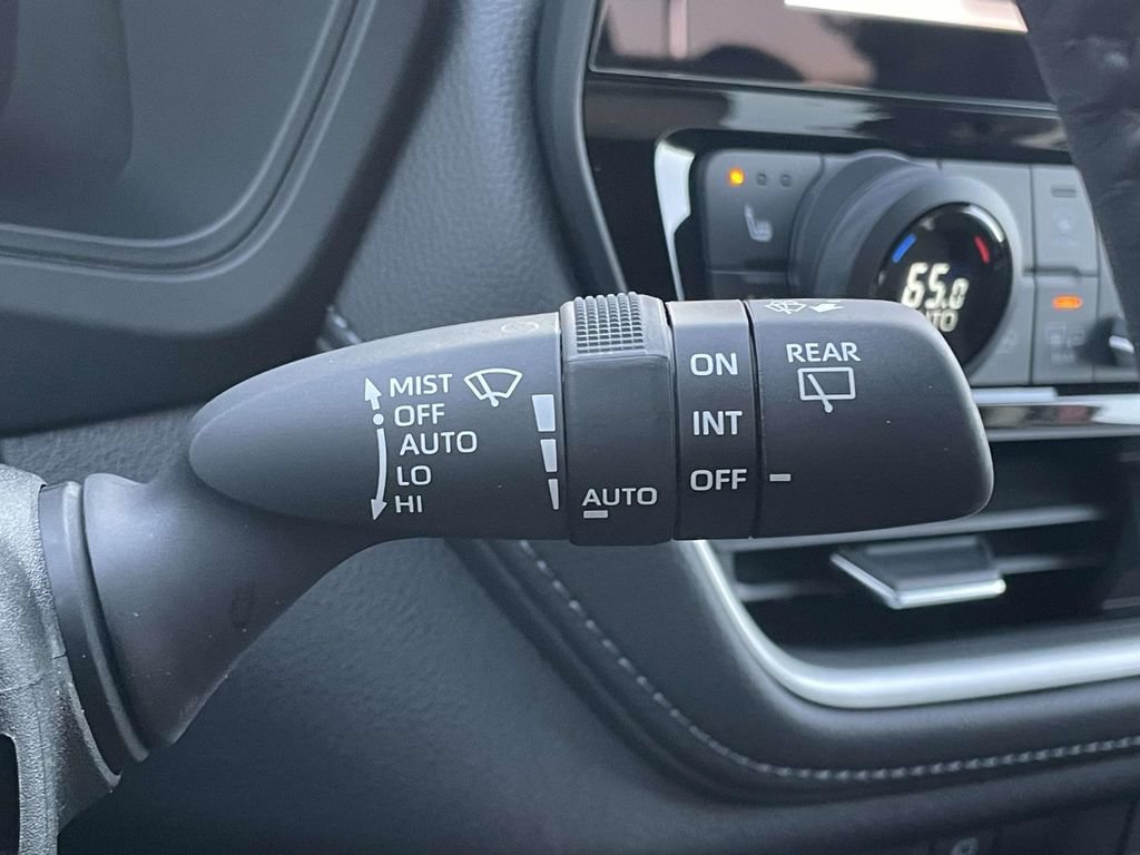 Used 2025 Toyota Grand Highlander AWD Hybrid image 14