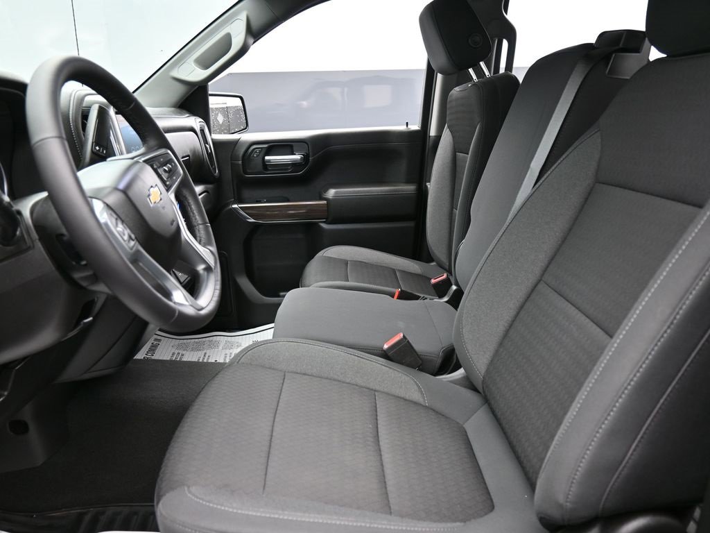 Used 2022 Chevrolet Silverado 1500 LT image 11