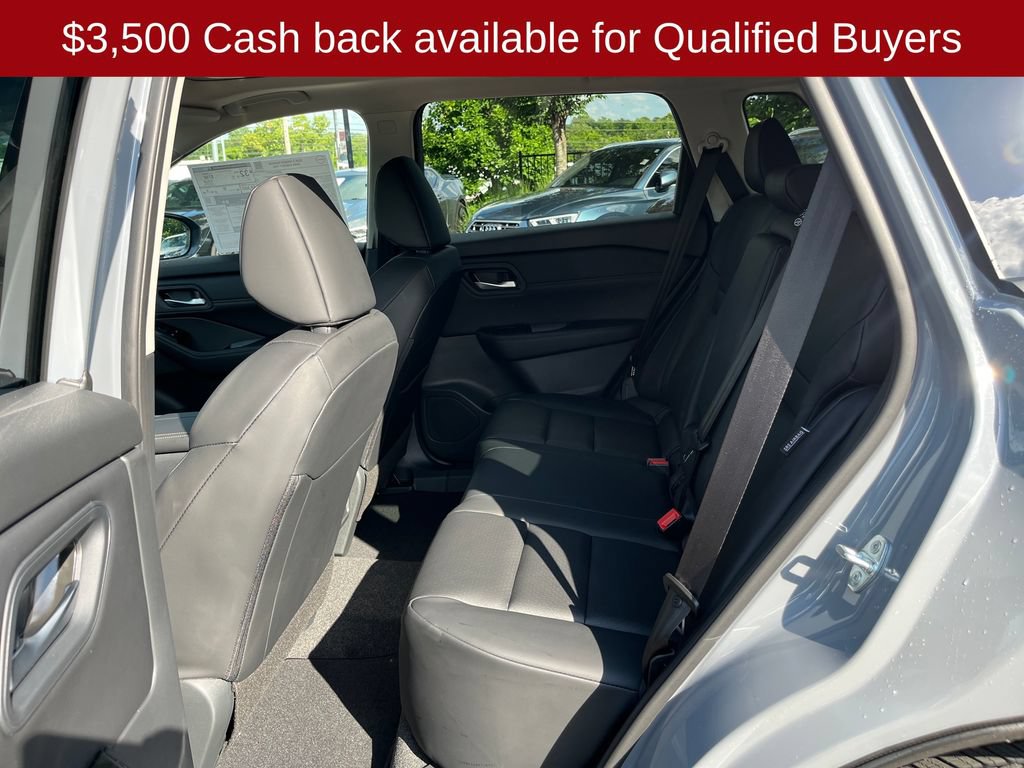 New 2026 Nissan Rogue Dark Armor FWD image 27