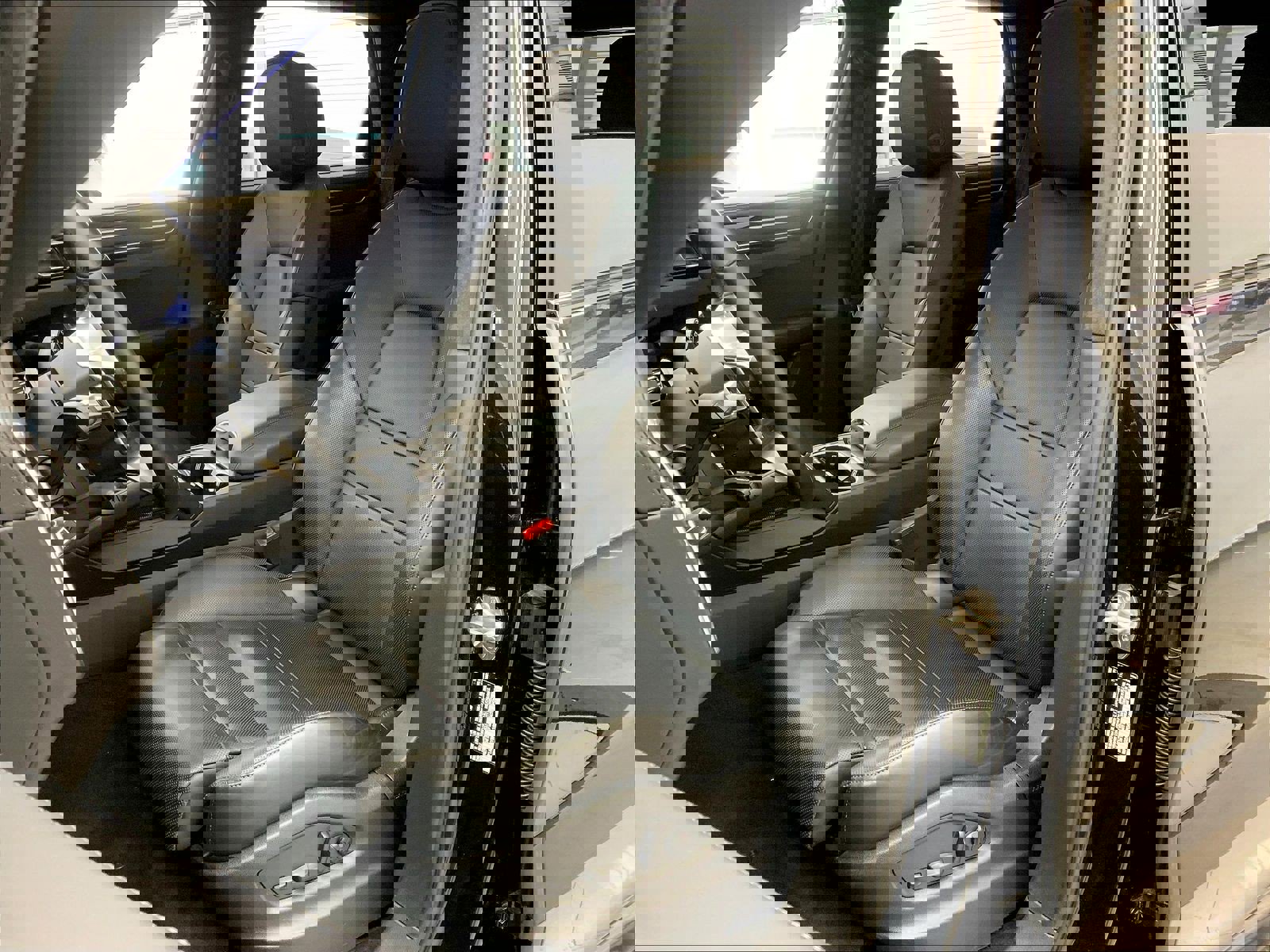 Used 2023 Porsche Cayenne GTS image 5