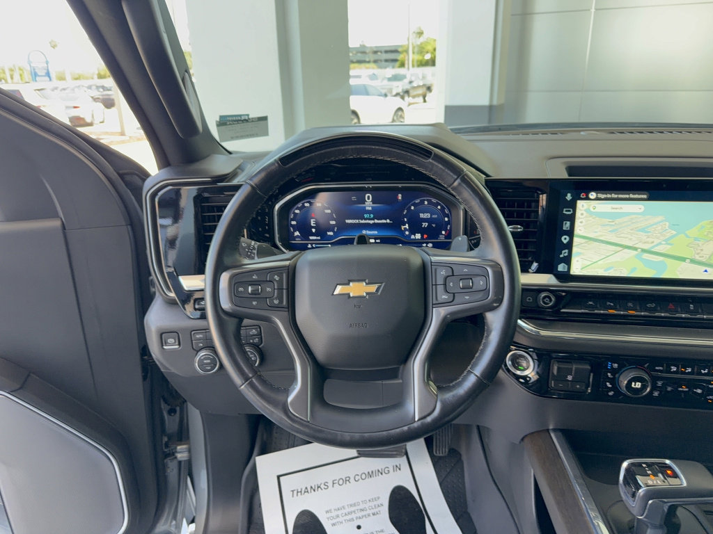 Used 2025 Chevrolet Silverado 1500 High Country AWD/4WD image 34