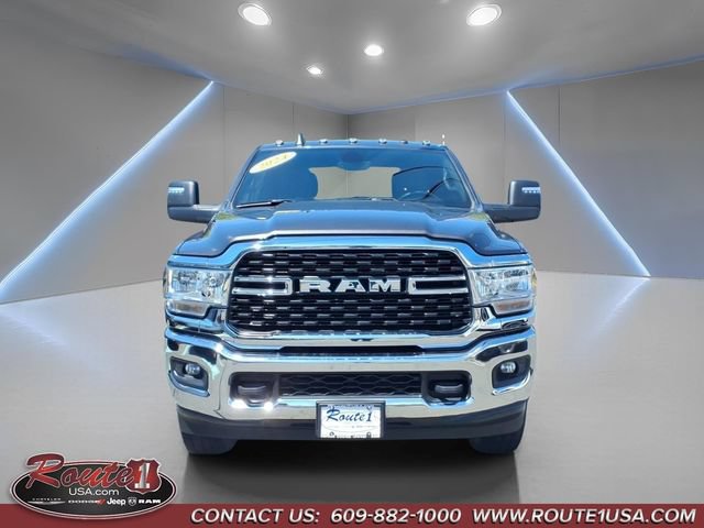 Used 2024 RAM 3500 Big Horn w/ Snow Chief Group AWD/4WD image 9