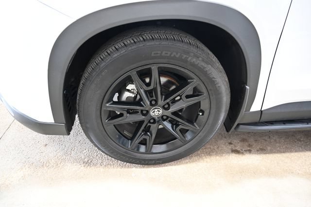 Used 2024 Toyota Grand Highlander AWD image 36