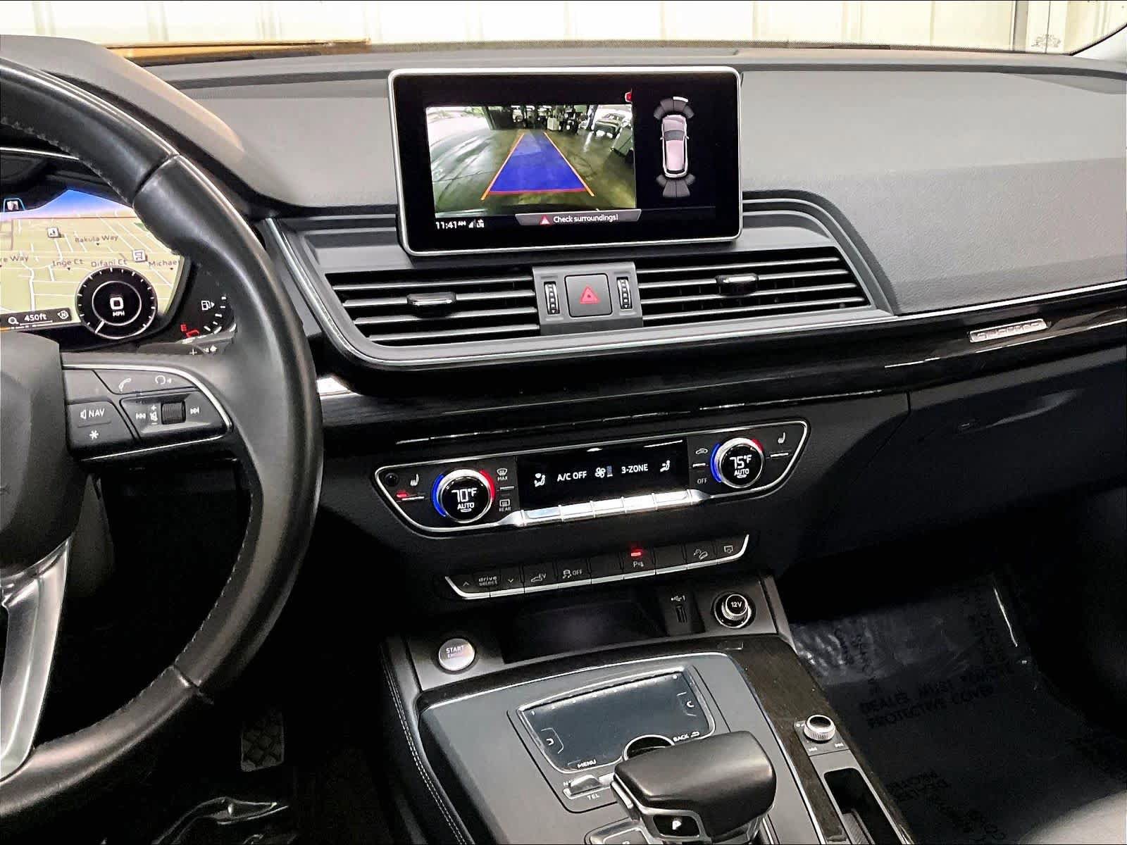 Used 2020 Audi Q5 e Premium Plus AWD/4WD image 9