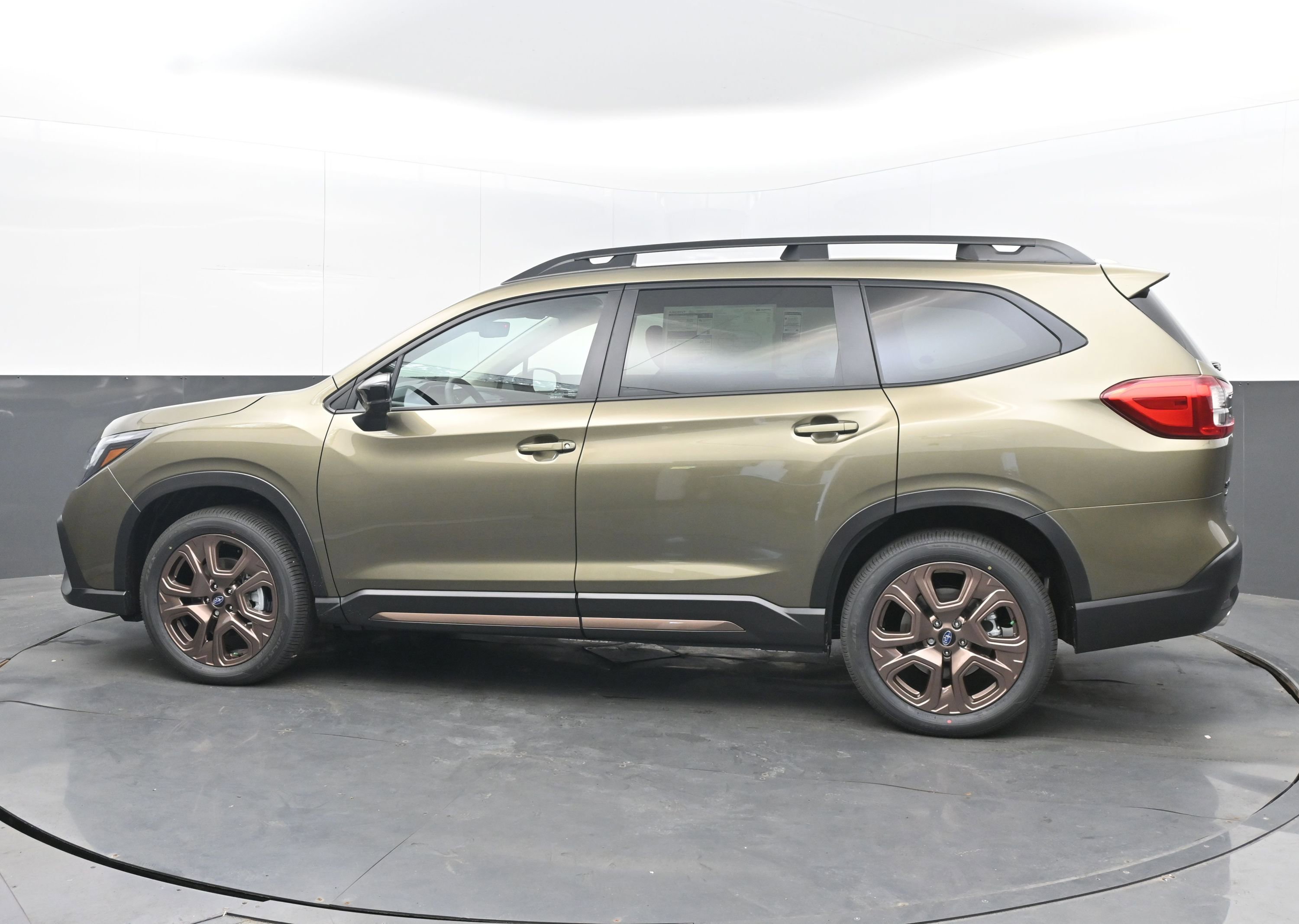 New 2025 Subaru Ascent Bronze Edition image 5