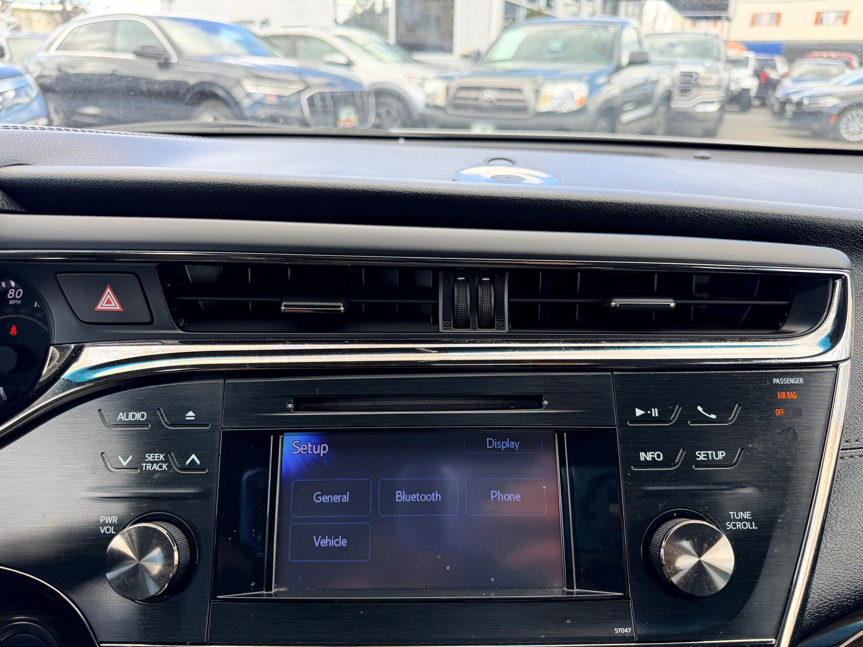 Used 2014 Toyota Avalon XLE Premium FWD image 36