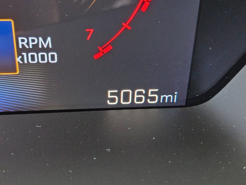 Used 2025 Chevrolet Colorado ZR2 w/ Technology Package image 25