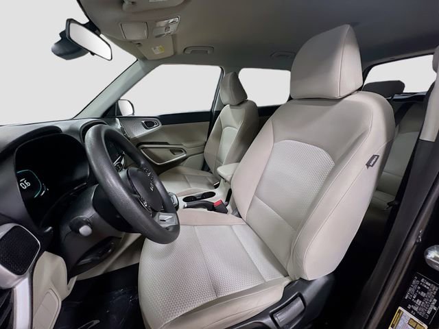 Certified 2025 Kia Soul LX FWD image 20