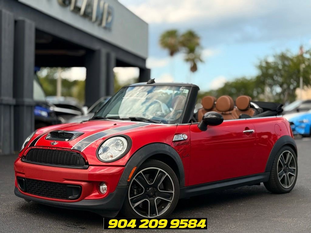 Used 2013 MINI Cooper S FWD image 1