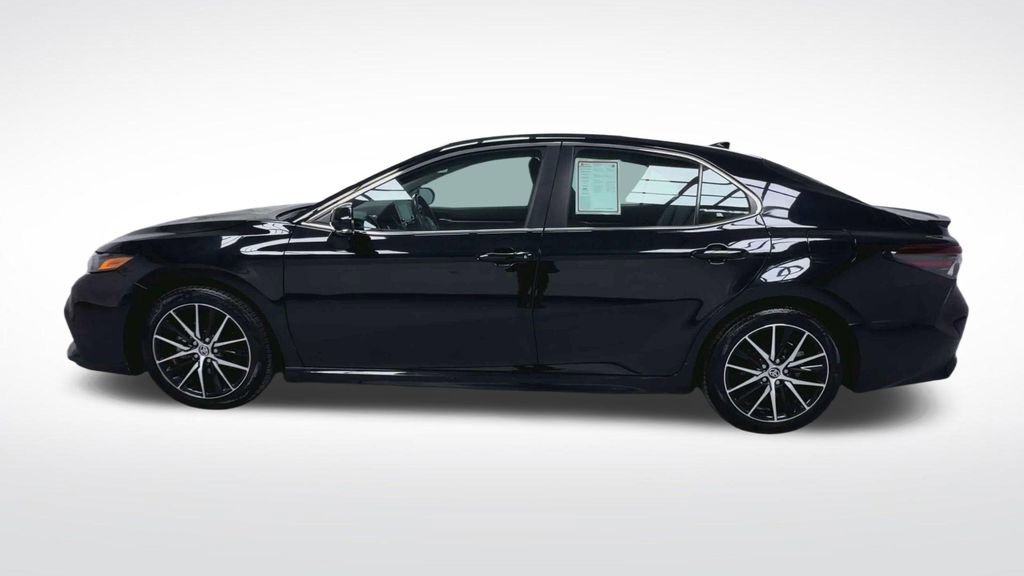 Certified 2023 Toyota Camry SE w/ Cold Weather Package FWD image 20