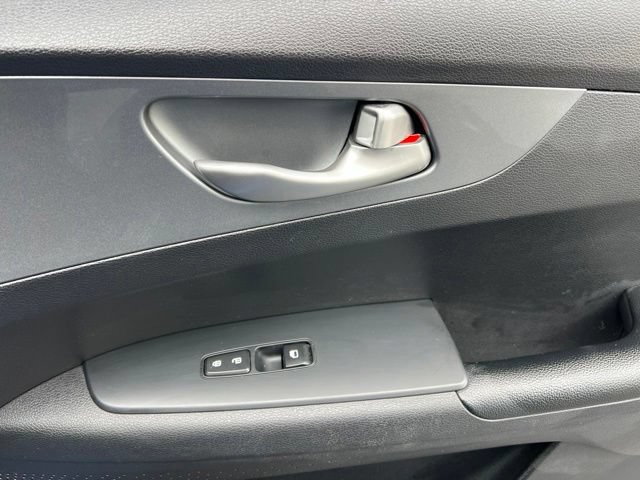 Used 2021 Kia Forte LXS FWD image 28