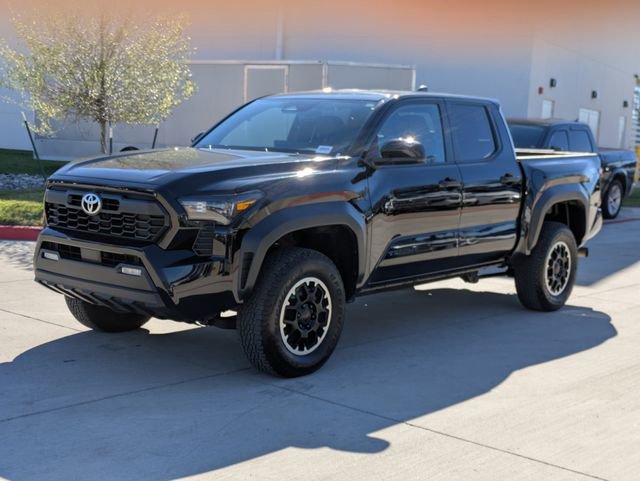 Used 2024 Toyota Tacoma TRD Off-Road image 10