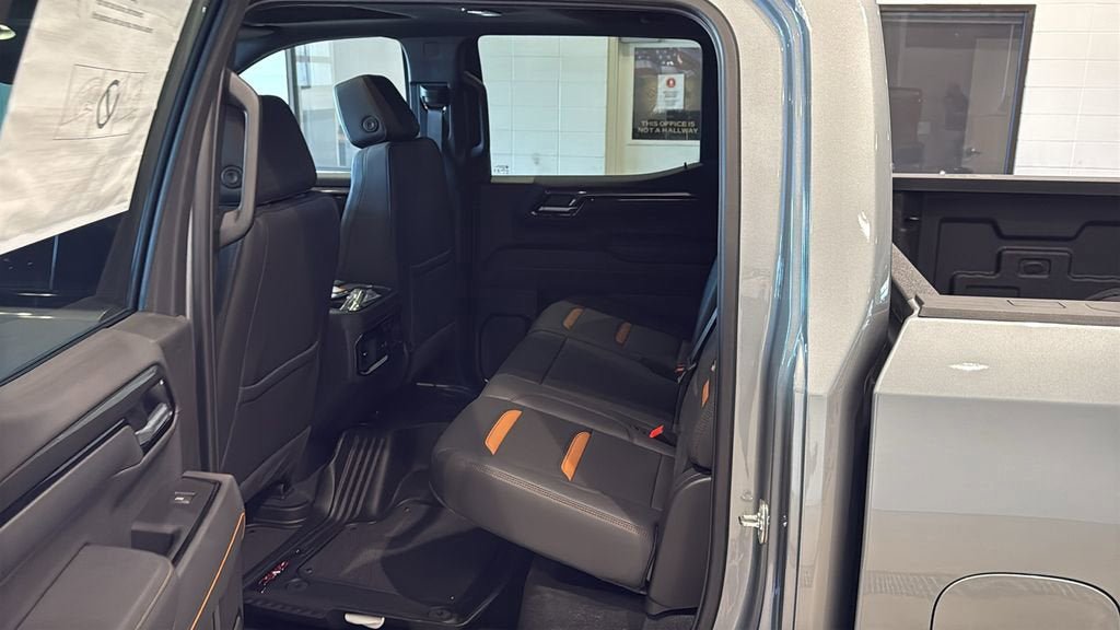 New 2026 GMC Sierra 1500 AT4 w/ AT4 Premium Package AWD/4WD image 18