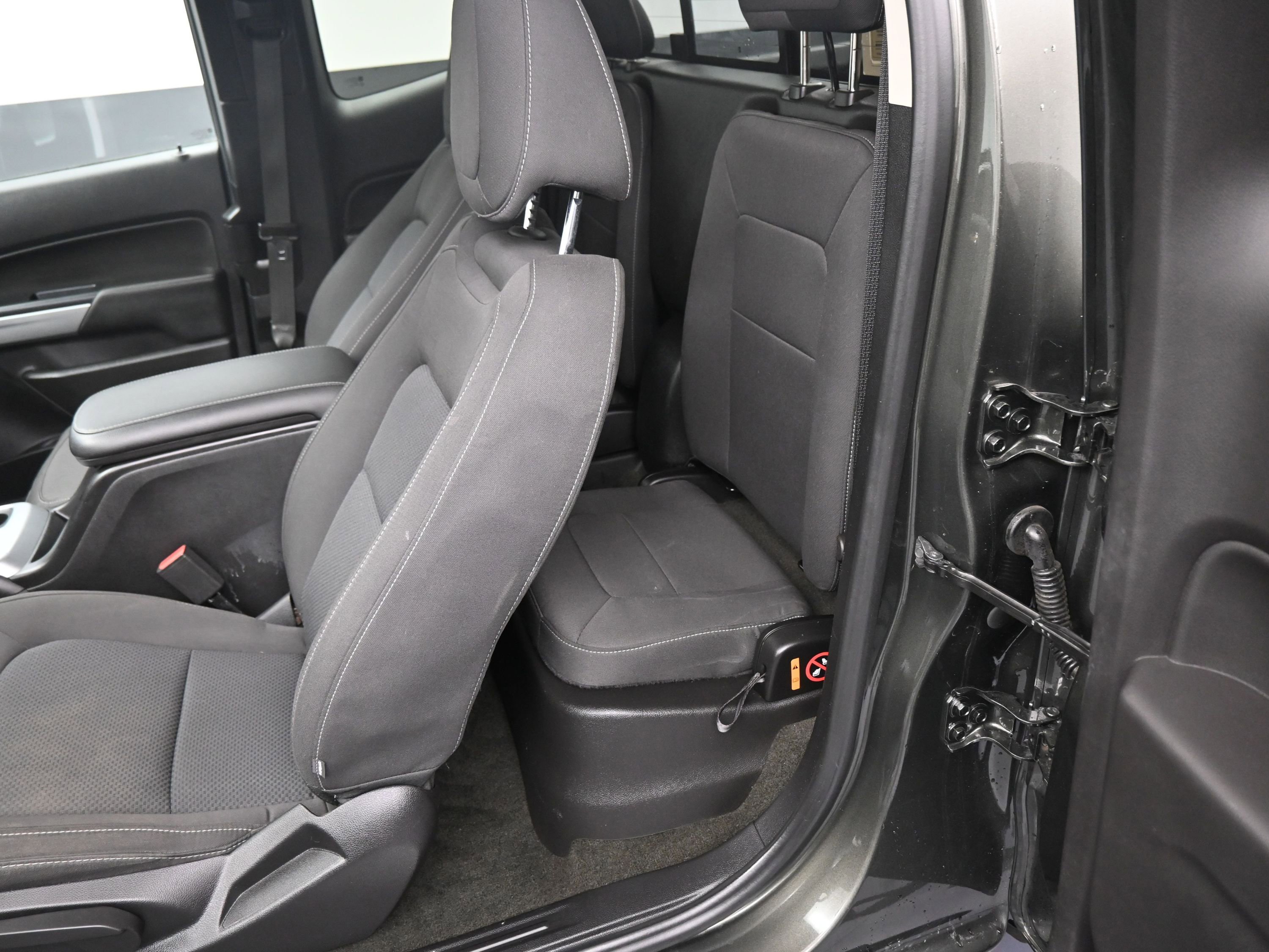 Used 2018 Chevrolet Colorado LT w/ LT Convenience Package image 17