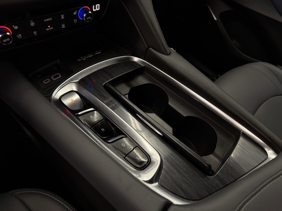 Used 2024 Buick Enclave Premium image 58