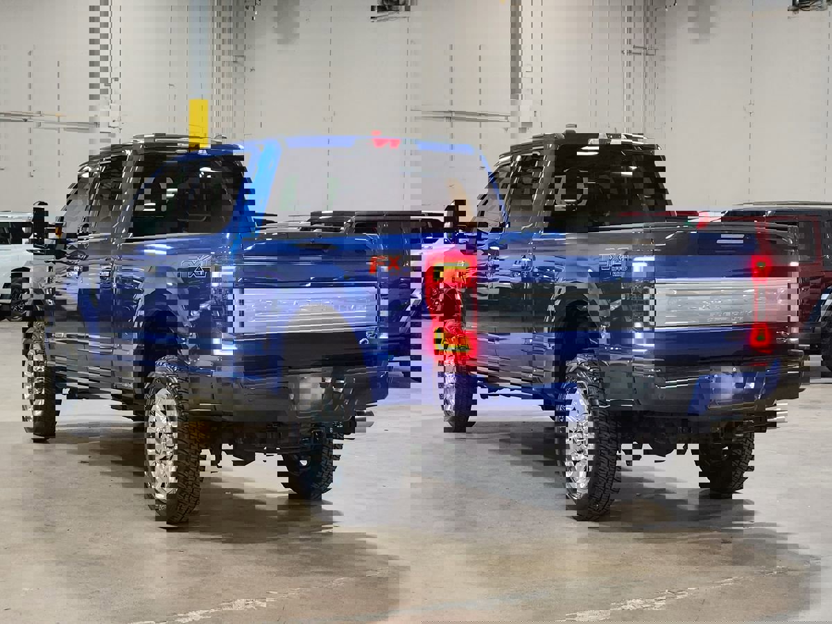 Used 2022 Ford F250 Platinum w/ FX4 Off-Road Package image 12