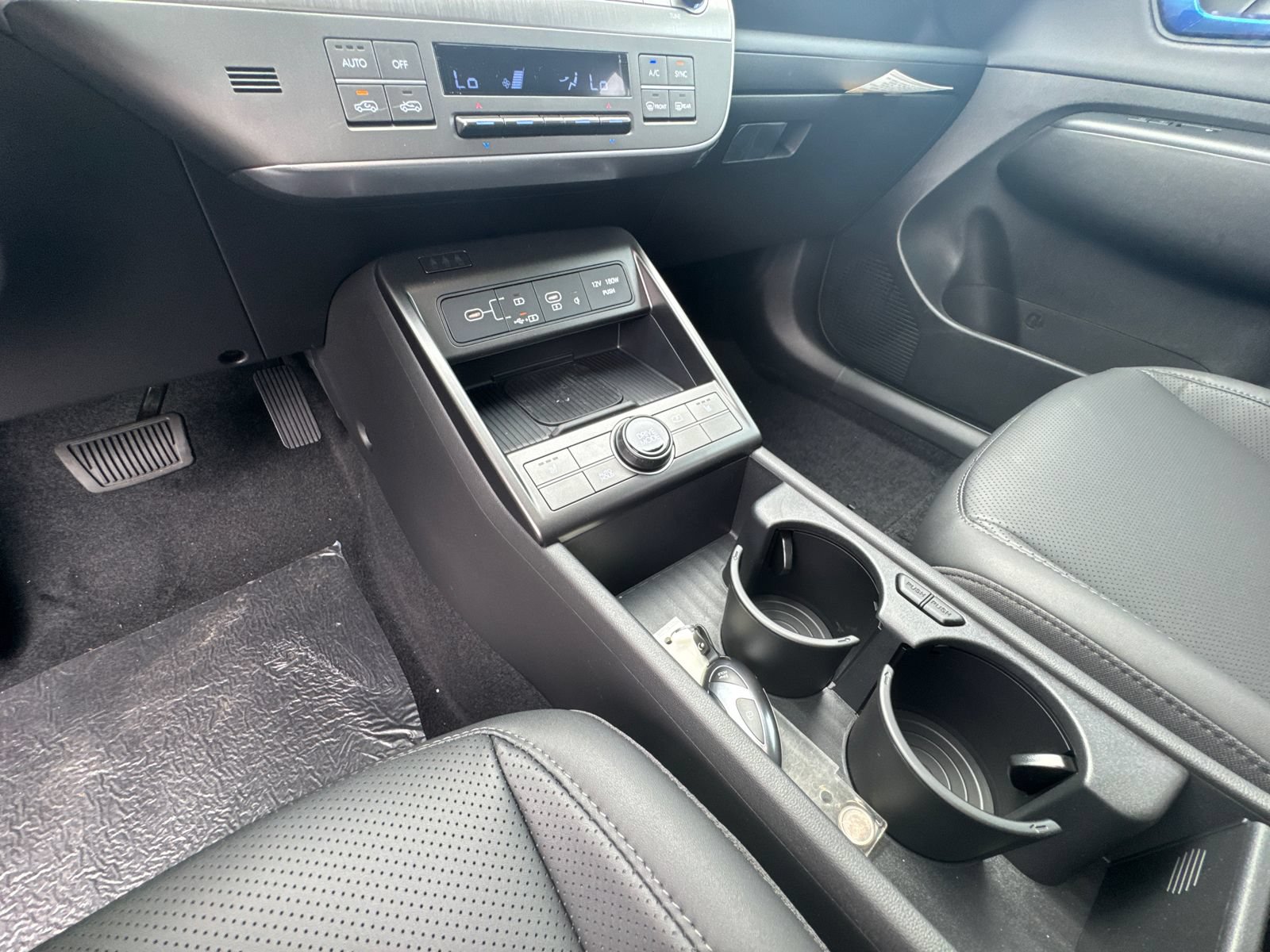 New 2026 Hyundai Kona SEL Premium FWD image 31