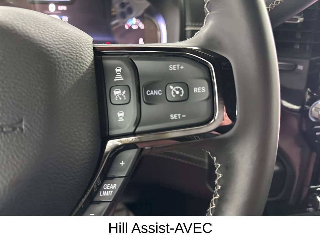 Used 2025 RAM 2500 Limited AWD/4WD image 37
