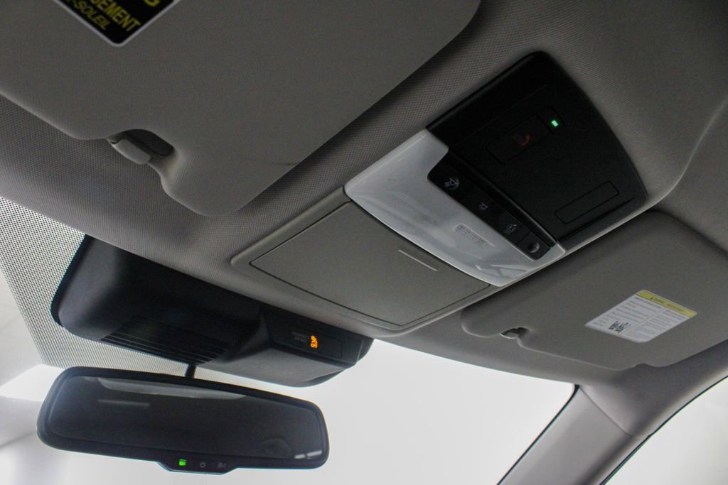 Used 2024 Mitsubishi Outlander SEL image 15