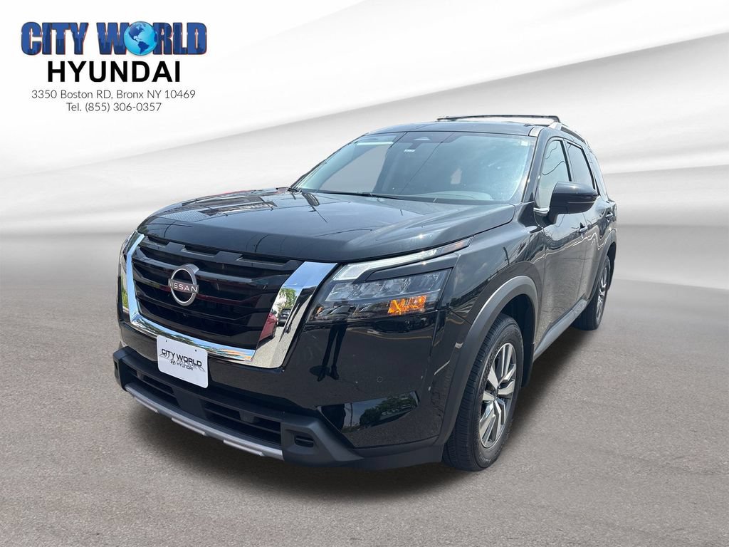 Used 2025 Nissan Pathfinder SL