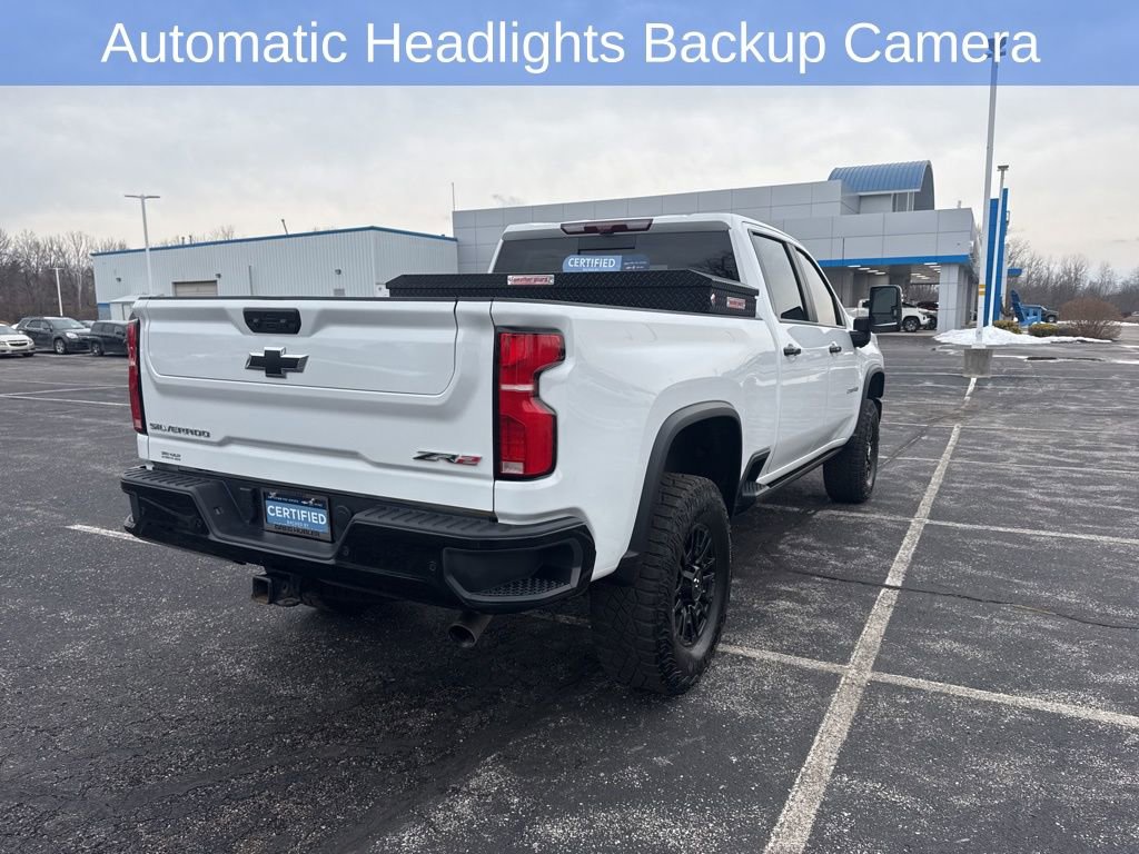 Used 2025 Chevrolet Silverado 2500 ZR2 w/ Technology Package image 3