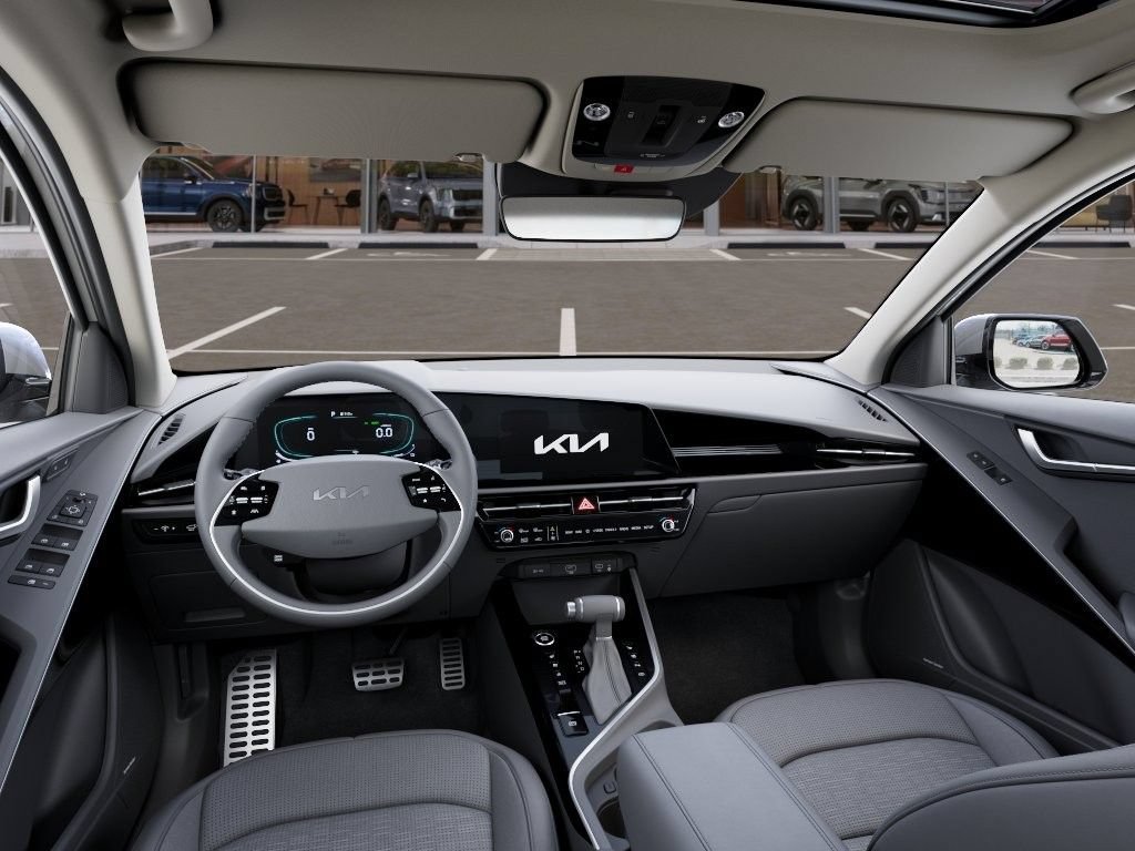 New 2026 Kia Niro SX Touring FWD image 15