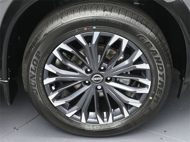 New 2026 Nissan Rogue Platinum image 6