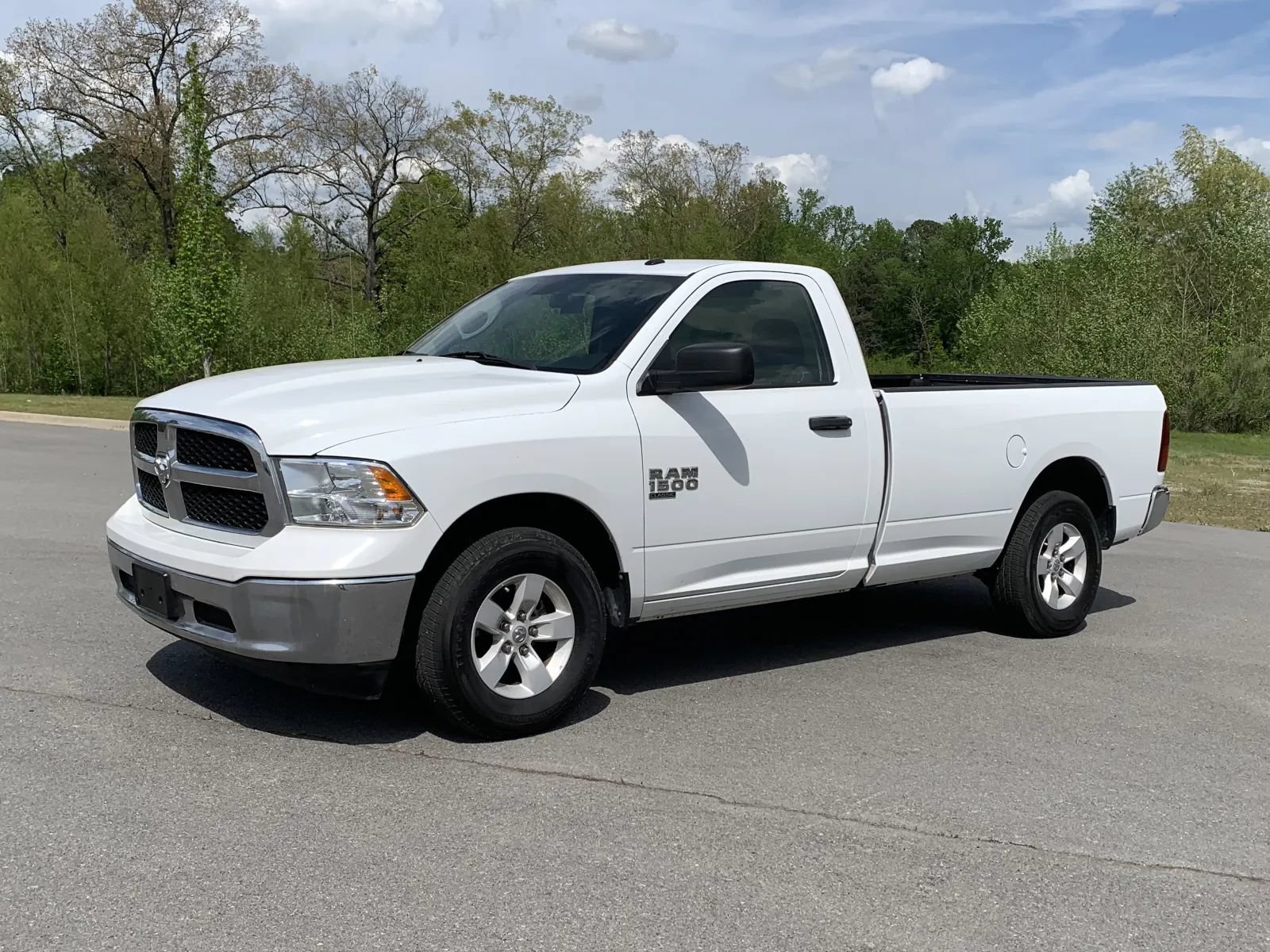 Used 2022 RAM 1500 Tradesman w/ Chrome Plus Package AWD/4WD image 3