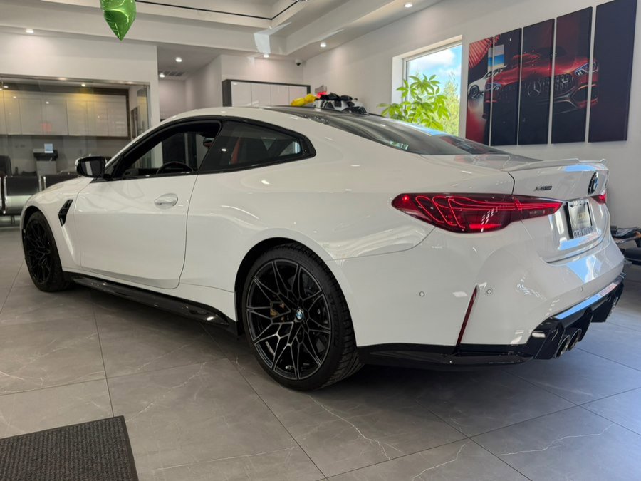 Used 2025 BMW M4 xDrive Competition AWD/4WD image 6