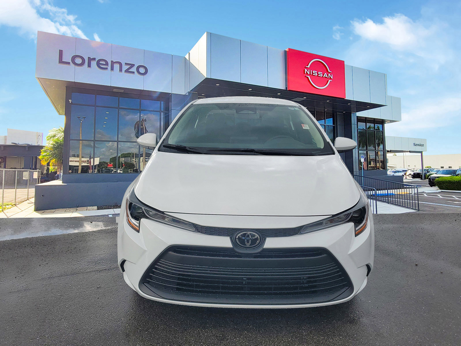 Used 2026 Toyota Corolla LE image 2