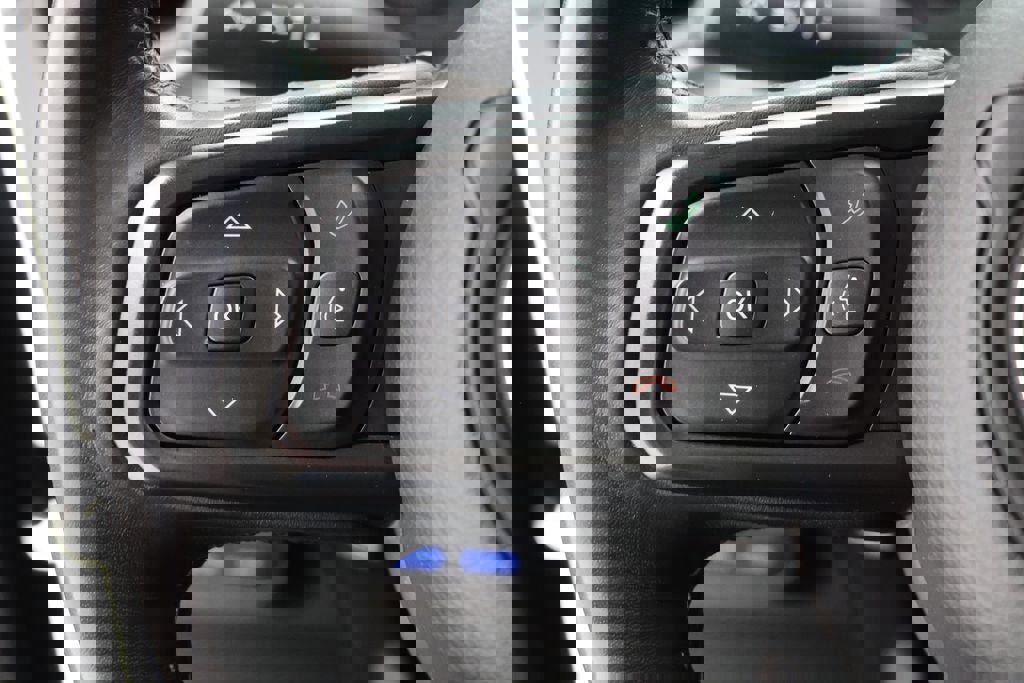 Used 2023 Jeep Wrangler Unlimited w/ Cold Weather Group image 18