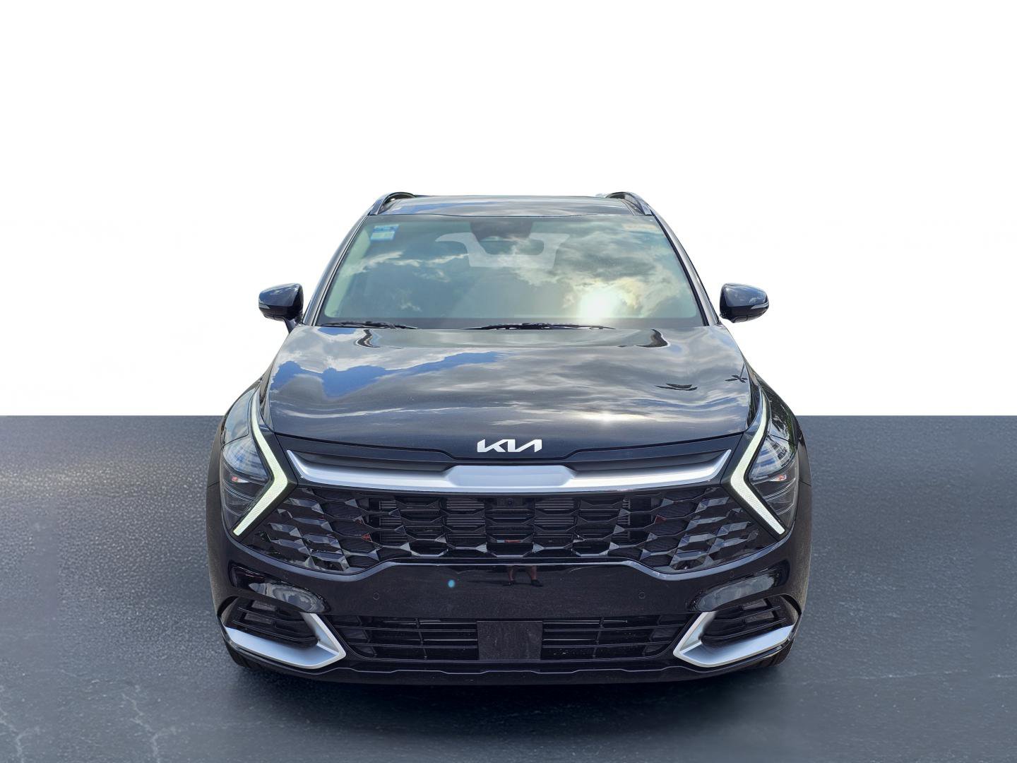 Used 2025 Kia Sportage SX image 2