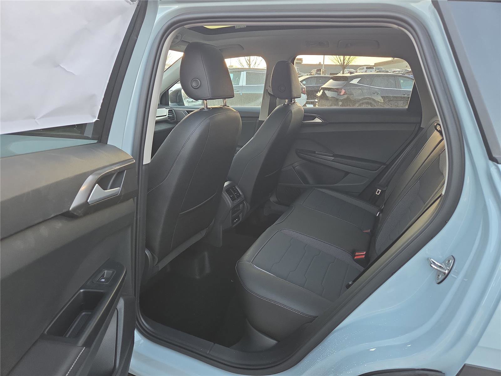 New 2026 Volkswagen Taos SE AWD/4WD image 25